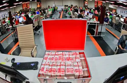 2014年双11,该企业拿出了250万现金和250台ipadmini奖励员工,让500多