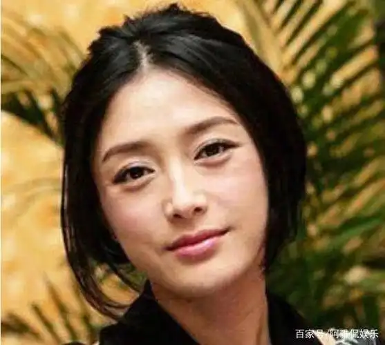 暴瘦20多斤,狂挤100颗痘痘,对自己够狠才是秦岚翻红的根本