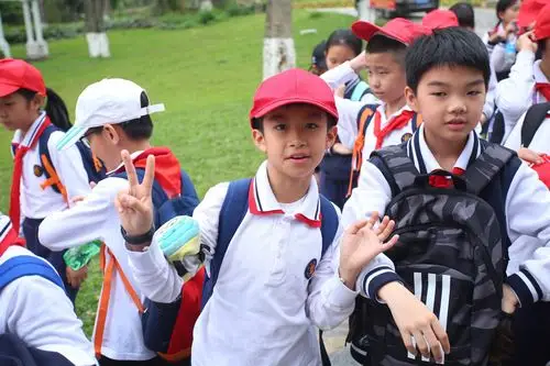 鹏兴实验学校—2019梦幻百花洲春季学生研学旅行活动! - 美篇