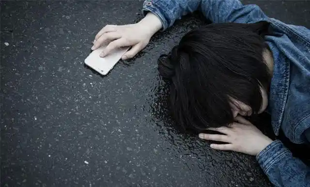 心里再难受,也只会一个人默默承受的生肖