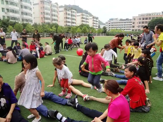 69 南江论坛 69 南江县实验幼儿园庆六一演出花絮 发表于 2013-6