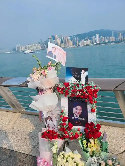 原来今天是张国荣的65岁生日啊