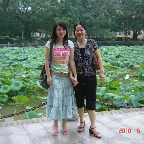 29岁未婚女征婚照片(id:76971779)_广西南宁征婚交友_珍爱网