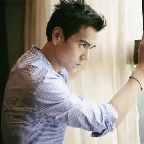 微信头像彭于晏