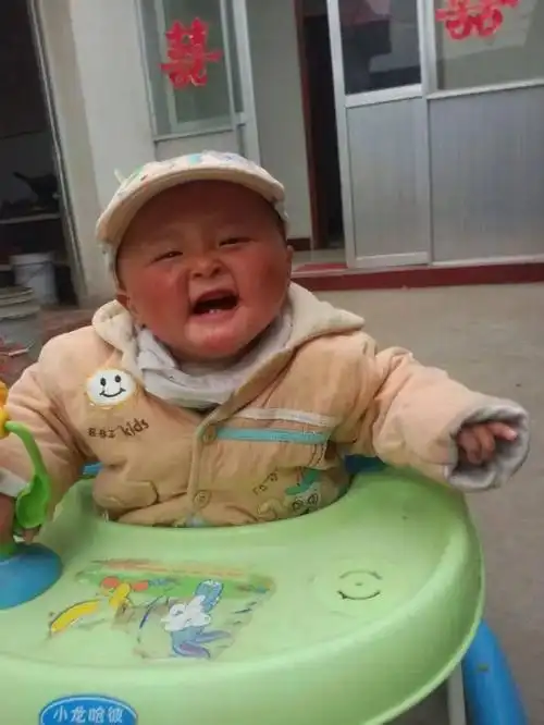 宝宝小时候的照片 - 抖音