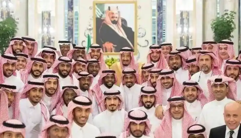 原创沙特王室究竟多有钱豪华团队全球炫富3000王子上演夺嫡大戏