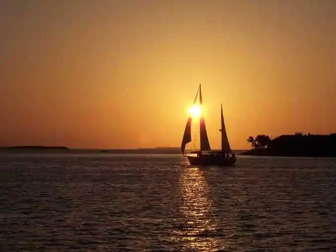 式:jpg更新时间:2021-11-07 22:12素材模式:会员免费描述:世界绝美