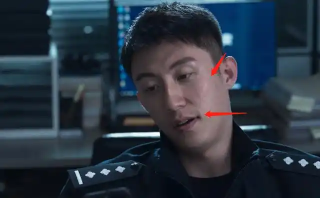 29岁黄景瑜脱离滤镜演警察,瘦一圈更惊艳了,常征这个角色演对了