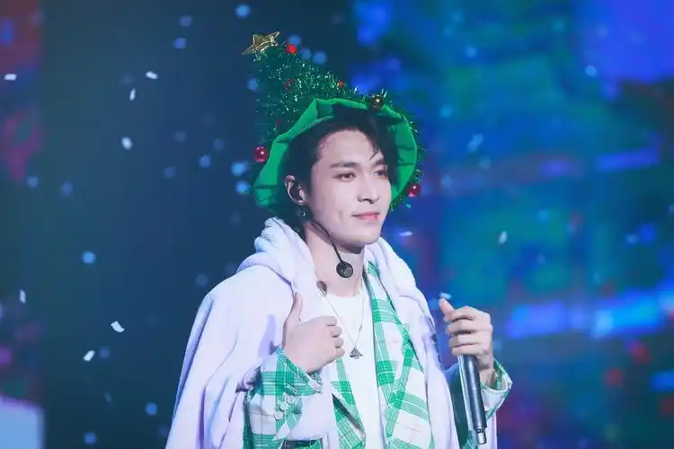 张艺兴 - 堆糖,美图壁纸兴趣社区