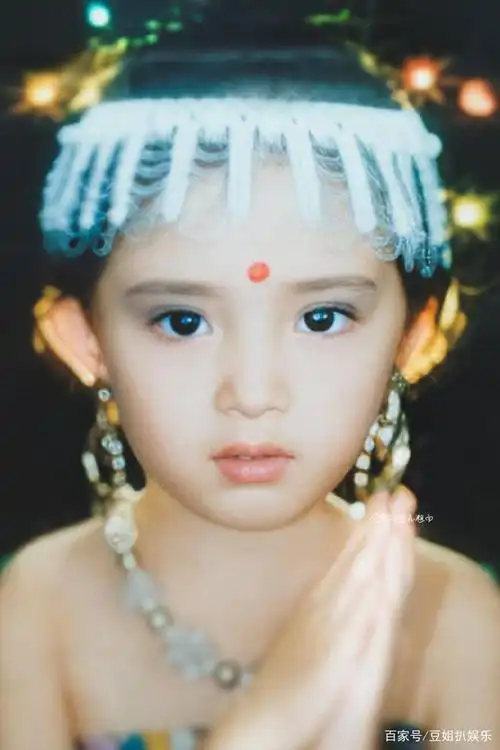 女星小时候的样子,我不说,你猜得出来几个?