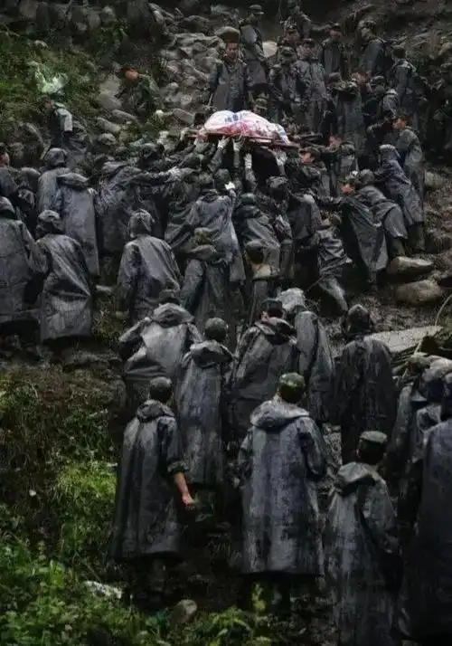 汶川地震16周年,100张照片带你看灾区惨况,穿越到那个至暗时刻