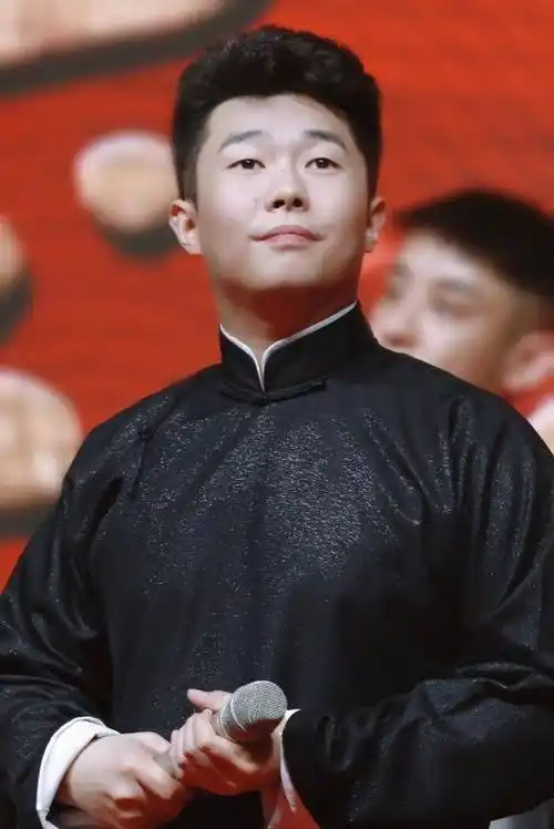 周九良:关于小先生身上的迷,今天应该解了_孟鹤堂_年纪_年龄