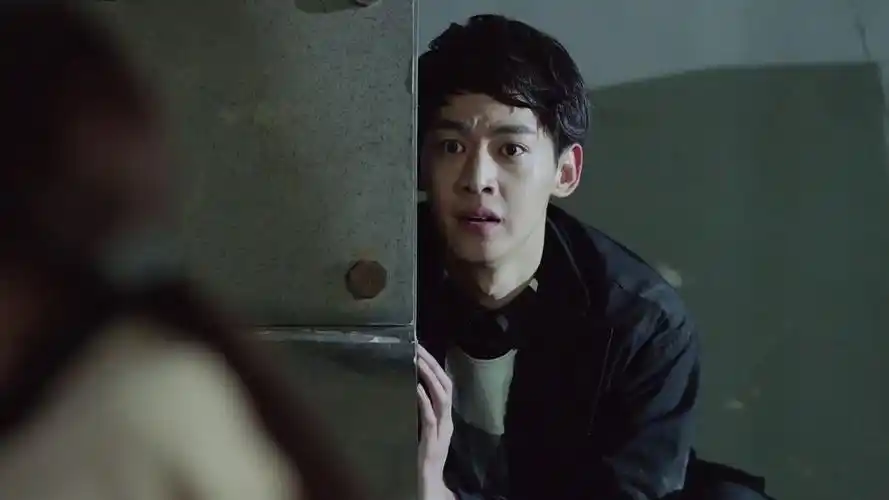 电视剧上道# 【上道直播间】 这么怂的霸总,道道还是第一次见98少