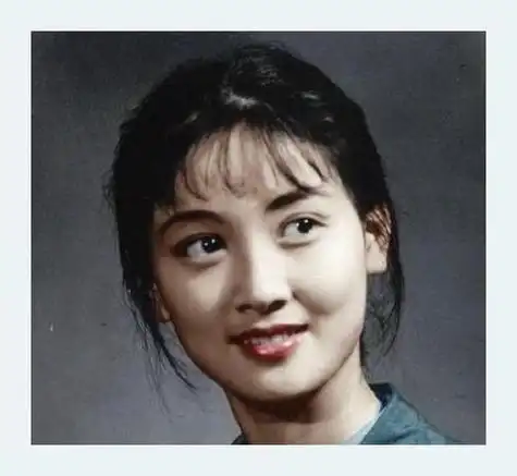 李建群:无儿无女的"古典第一美人",同居27年未领证,癌症病逝