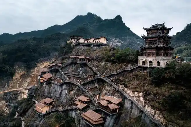 一定要去三清山看一次超美的日出,晨