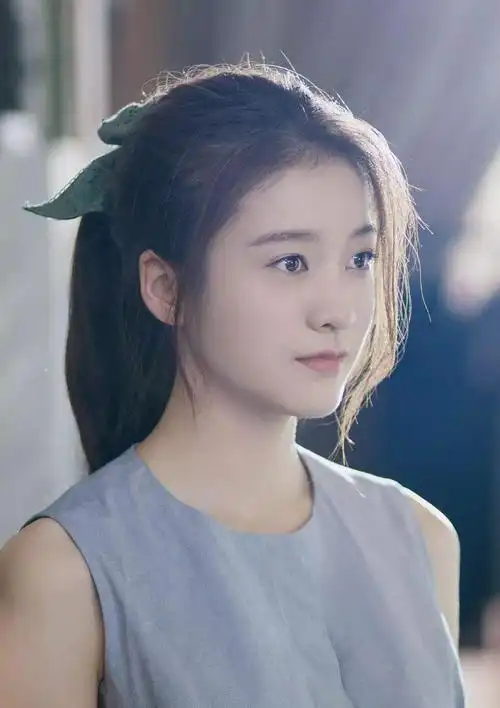 张雪咪嫌弃粉丝惹祸上身,张雪迎道歉却遭万人指责_姐姐