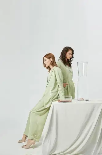 深圳时尚商业服装广告拍摄