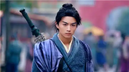 神雕侠侣,杨过被砍手臂的是哪集?_知识 - 名片网