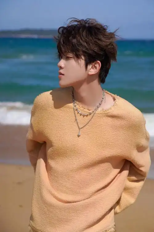 张星特超话98#无忧山海音乐嘉年华#  清爽随性,松弛自如,和@张星特