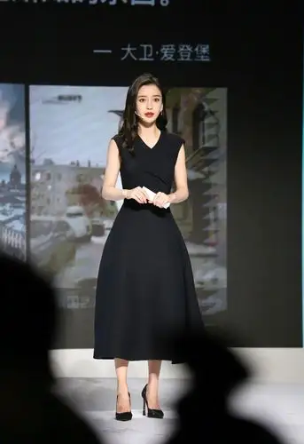 杨颖生图状态曝光美到令人窒息