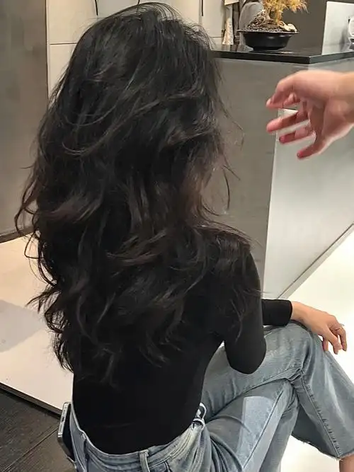 最受欢迎烫发00中高层次卷发型推荐氛围蓬松