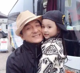 原创夏欢欢刘楚恬的童星成名路和她背后做推手的神秘爸妈