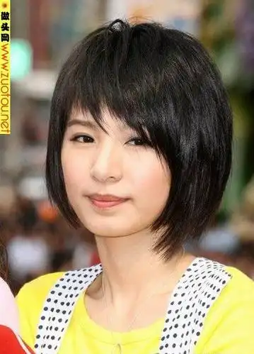 我的脸型适合hebe那种不对称bob头吗