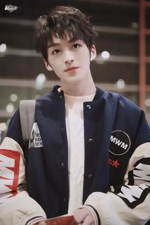 wink狙击手何洛洛