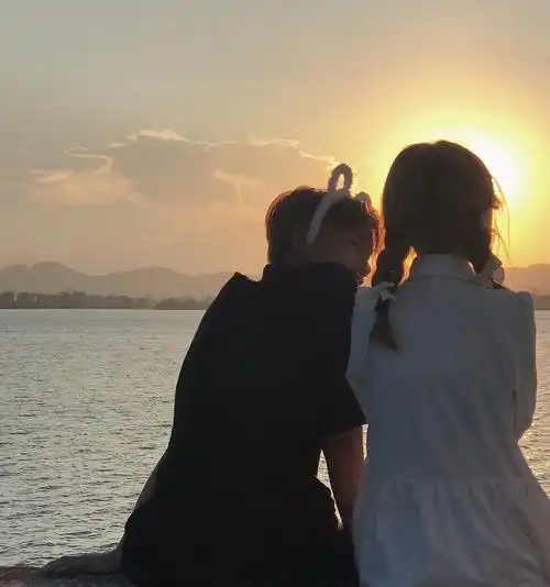 ins唯美情侣头像