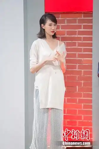 李斯羽公主扶张大大上滑板网友赞最萌身高差