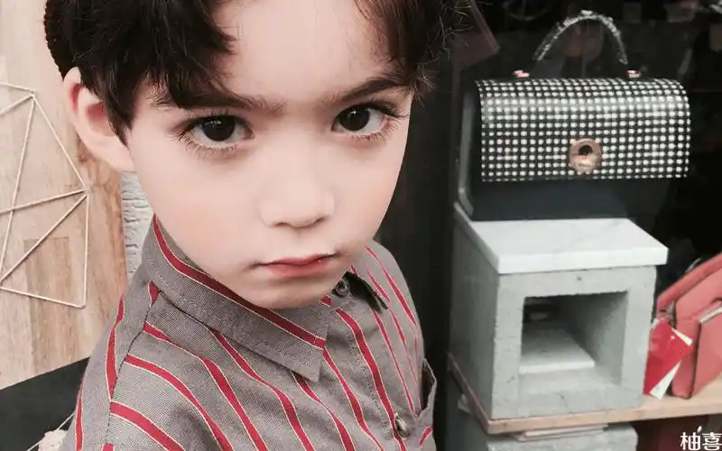 细数中法混血儿明星从外貌特征很容易辨认