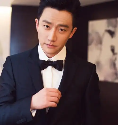 圈中姓"黄"最帅的四位男星,黄景瑜上榜