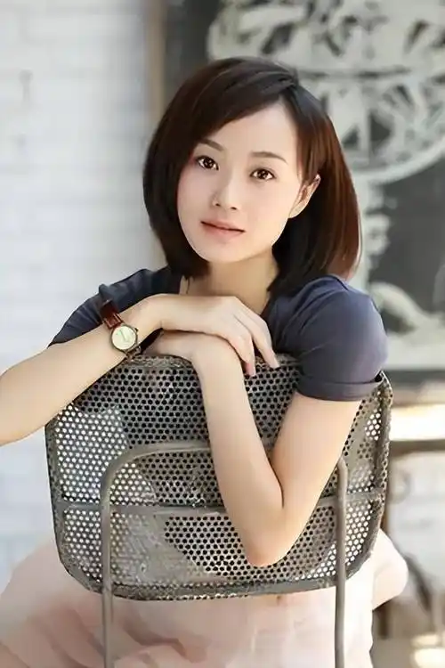 她是娱乐圈干净女演员,出道22年零绯闻,早该红了