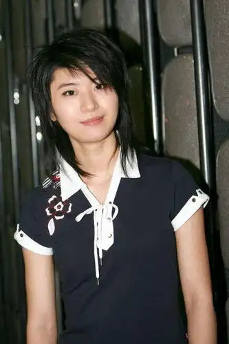 尚雯婕从复旦"丑"学霸到超女第一名,比赛之路凭这一点逆袭