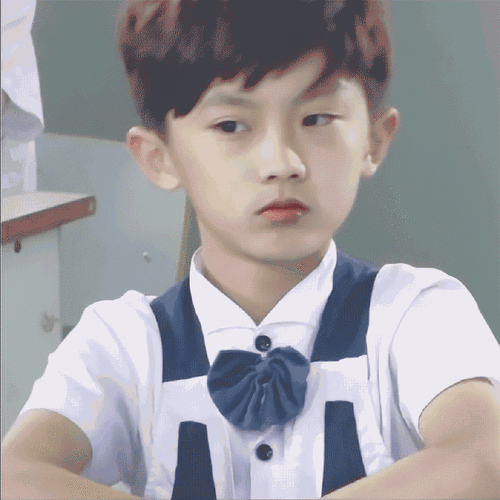 抖抖相册里的可爱小宝@时代少年团队长-马嘉祺#马嘉祺童年旧照