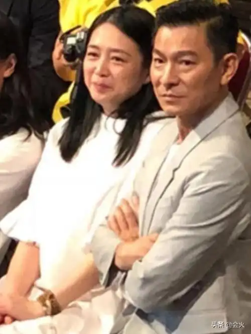 刘德华老婆图片刘德华妻子近照曝光