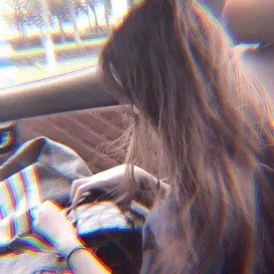 〈林然〉重影,背影,美化_女生头像_我要个性网