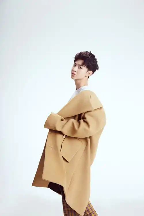 陈哲远英俊帅气时尚写真图片45