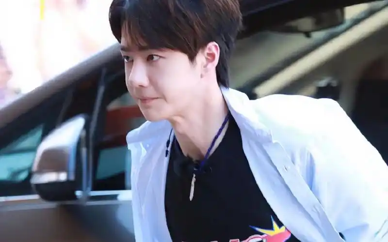 王一博深受私生困扰