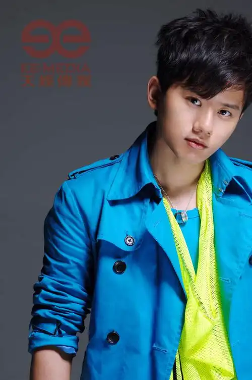 男声天王张杰唱响中国风《龙》主题金曲 (4/4)