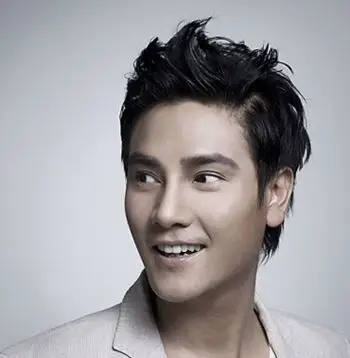 男士钻石型脸配什么发型好看 大男孩钻石型脸型发型图片(2)