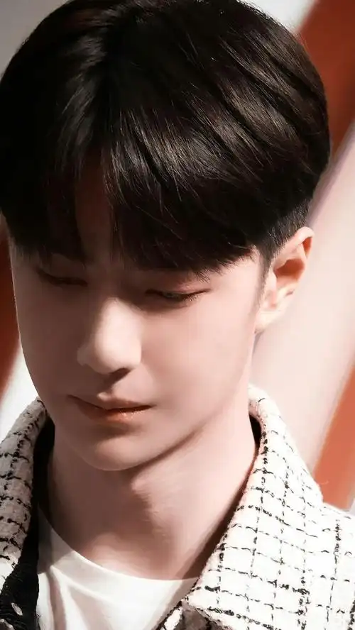 王一博一秒切换王甜甜##王一博