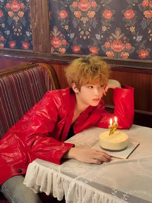 justin黄明昊0219生日快乐