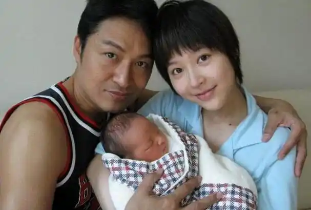 61岁马景涛恋情曝光!女方文案被指情商低,马景涛前妻疑回应