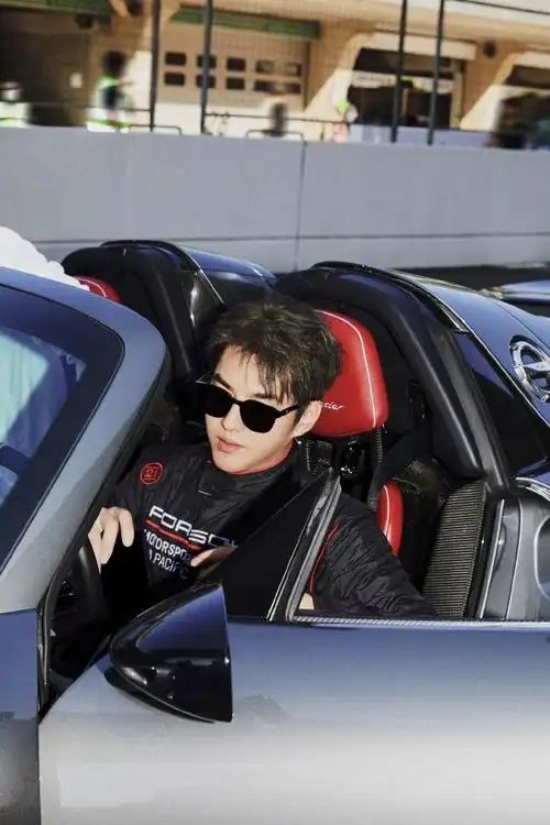 保时捷赛车手吴亦凡