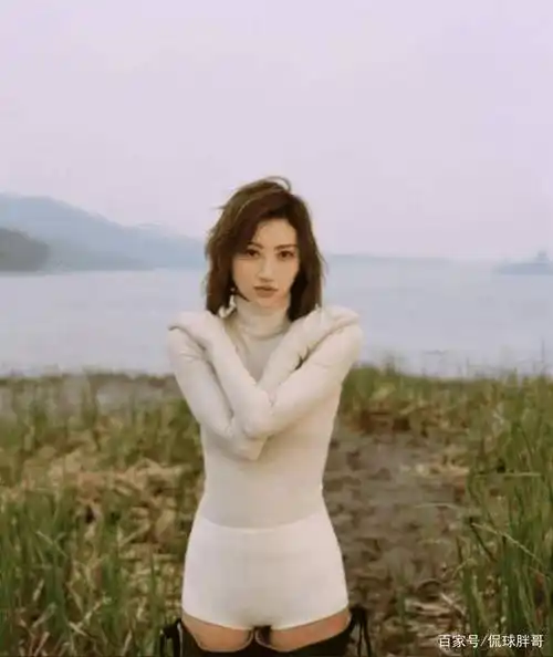 景甜10年前旧照被扒看到原图瞬间懵了简直难以相信自己的眼睛