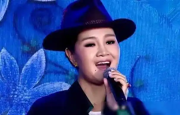 跳梁小丑"降央卓玛跌落神坛,不再被世界宽容,刀郎:绝不原谅