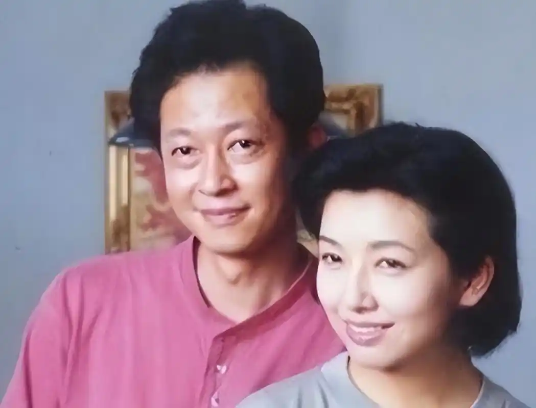 "结果江珊的一句话,瞬间把王志文逗得哈哈大笑,无言以对!