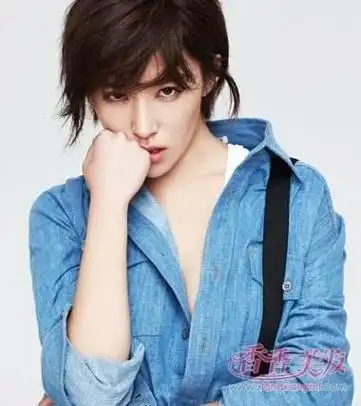 阚清子上宽下窄空气刘海短发发型干净利落超迷人