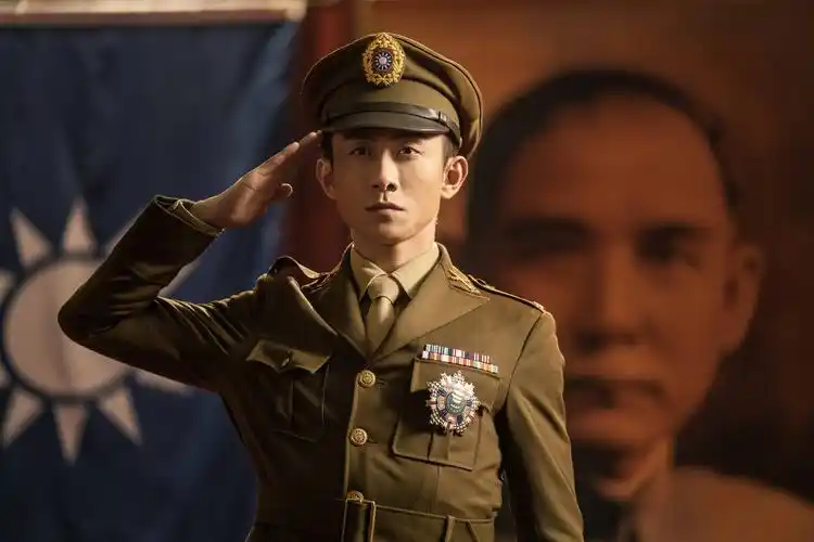 《局中人》张一山穿军装竟然可以这么帅